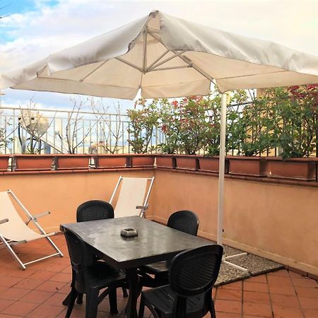 Case Vacanze " Il Duomo" Napoli מראה חיצוני תמונה