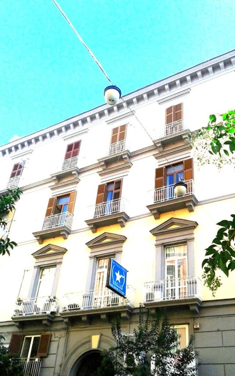 Case Vacanze " Il Duomo" Napoli מראה חיצוני תמונה