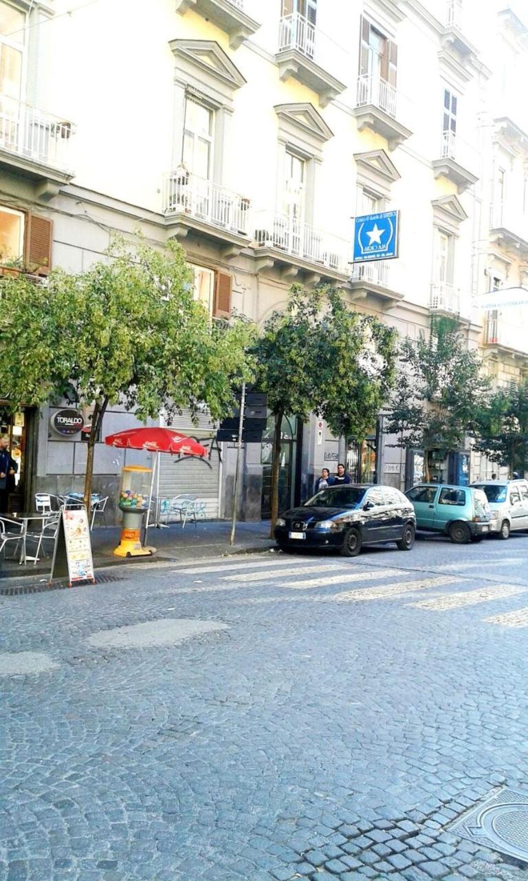 Case Vacanze " Il Duomo" Napoli מראה חיצוני תמונה