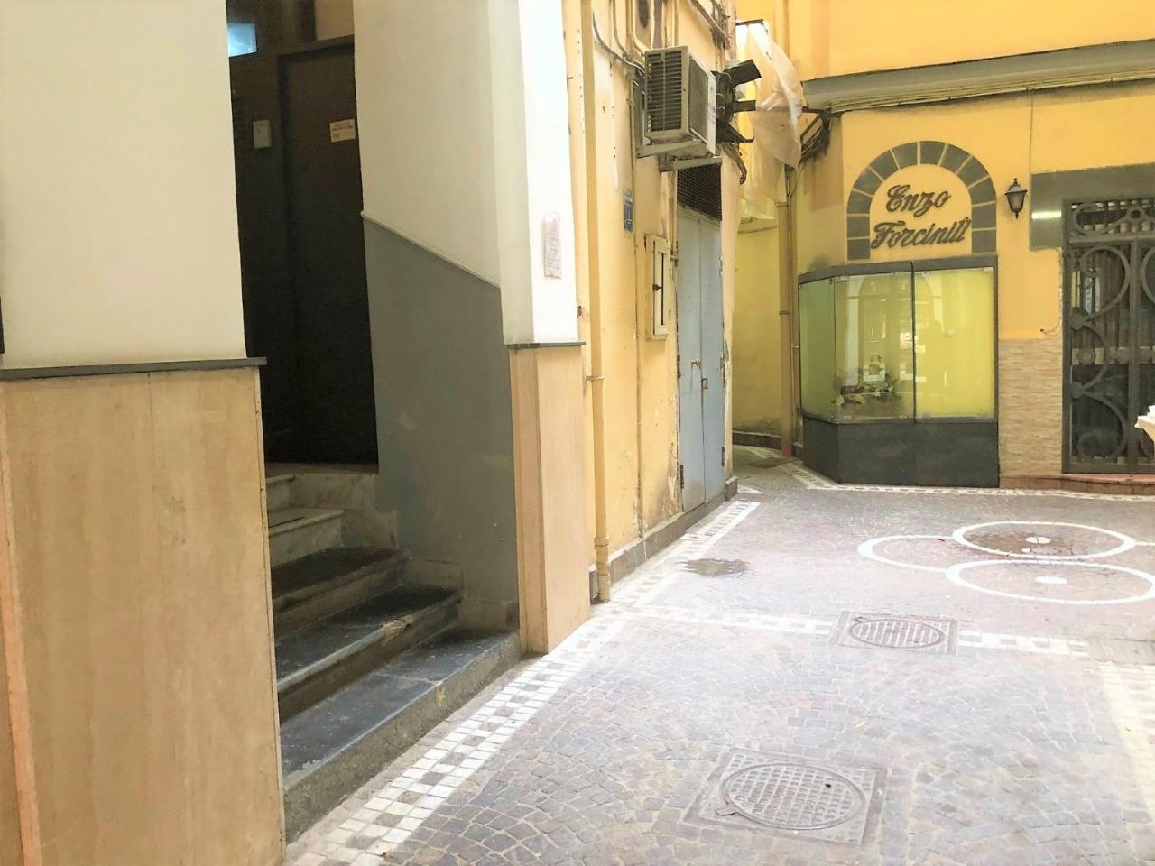 Case Vacanze " Il Duomo" Napoli מראה חיצוני תמונה