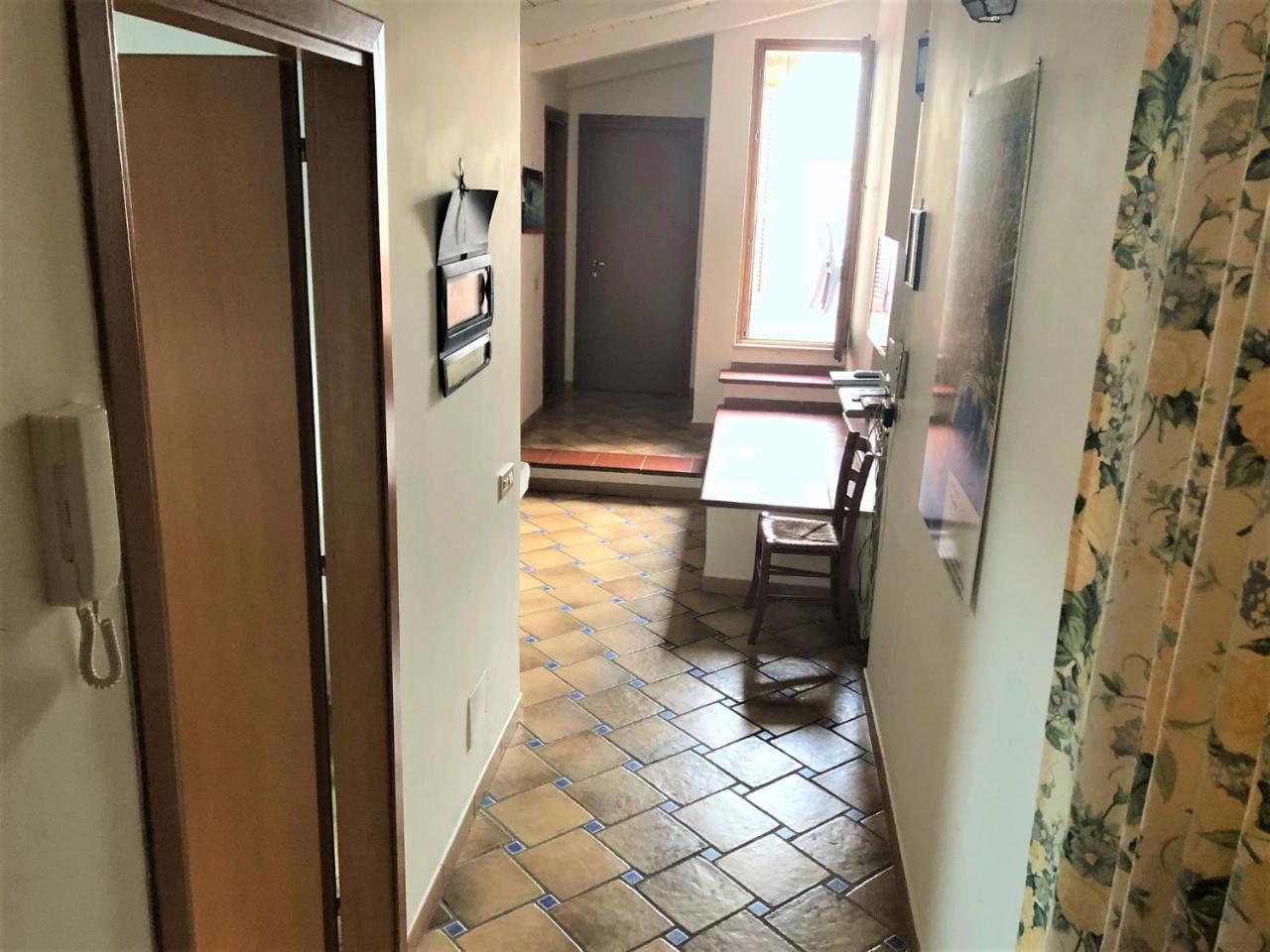 Case Vacanze " Il Duomo" Napoli מראה חיצוני תמונה